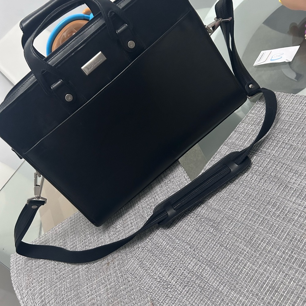 Hartmann Briefcase Men’s Women’s unisex like new classy & durable - Picture 4 of 10